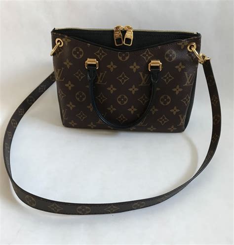 louis vuitton pallas bb noisette|Louis Vuitton pallas clutch noir.